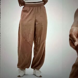 Women’s Athleta Auburn lunar sheen midrise utility pants, Pants